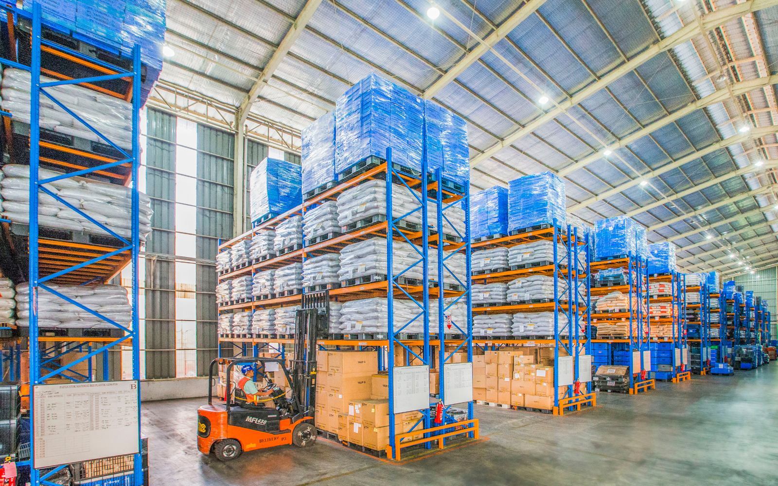 根據您想要的產品，我們會將您與中國最好的工廠聯繫起來。