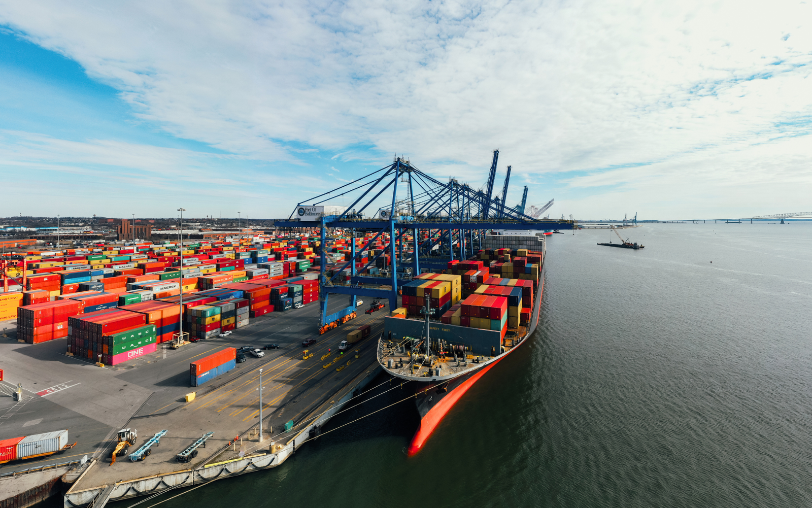 我們的運輸服務提供全面的解決方案來滿足客戶的需求。